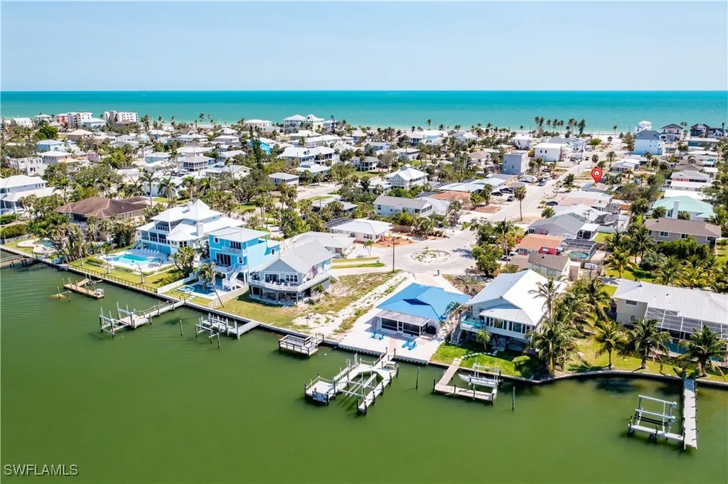 179 Hibiscus Drive Fort Myers Beach FL 33931