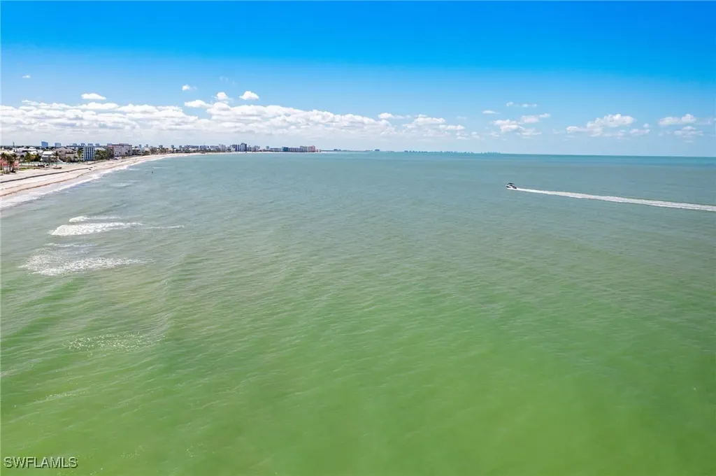 179 Hibiscus Drive Fort Myers Beach FL 33931