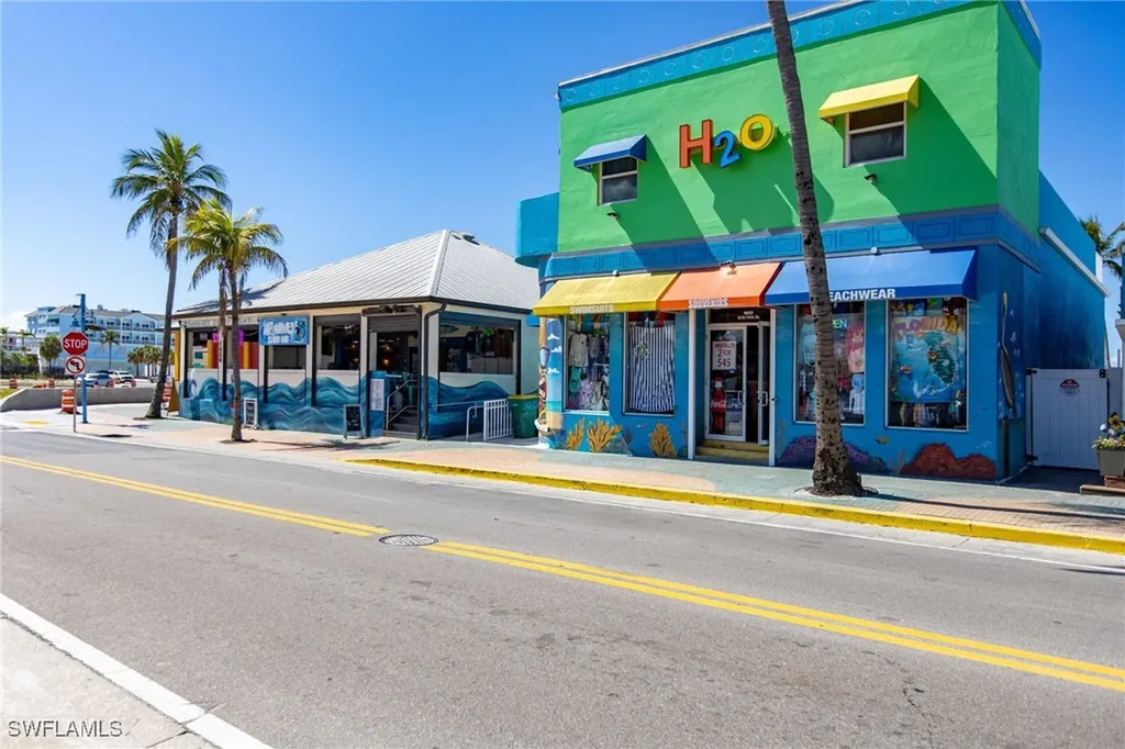 179 Hibiscus Drive Fort Myers Beach FL 33931