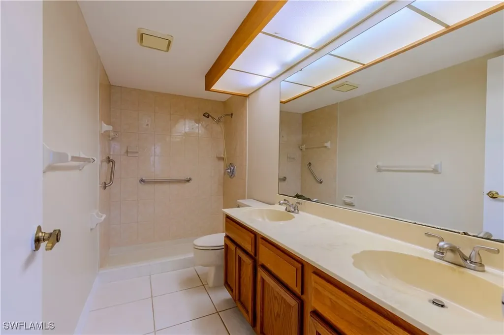 5825 Rattlesnake Hammock Road Naples FL 34113