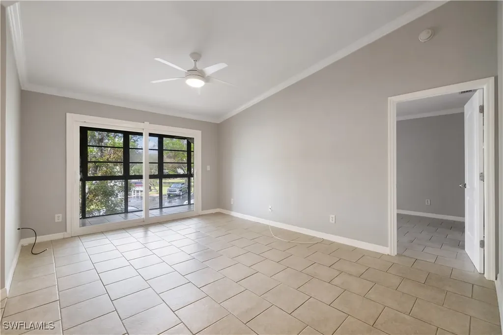 8121 S Woods Circle Fort Myers FL 33919