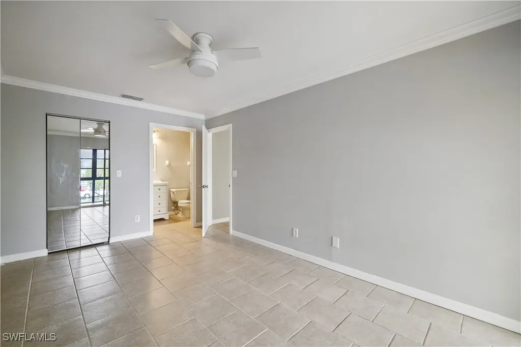8121 S Woods Circle Fort Myers FL 33919