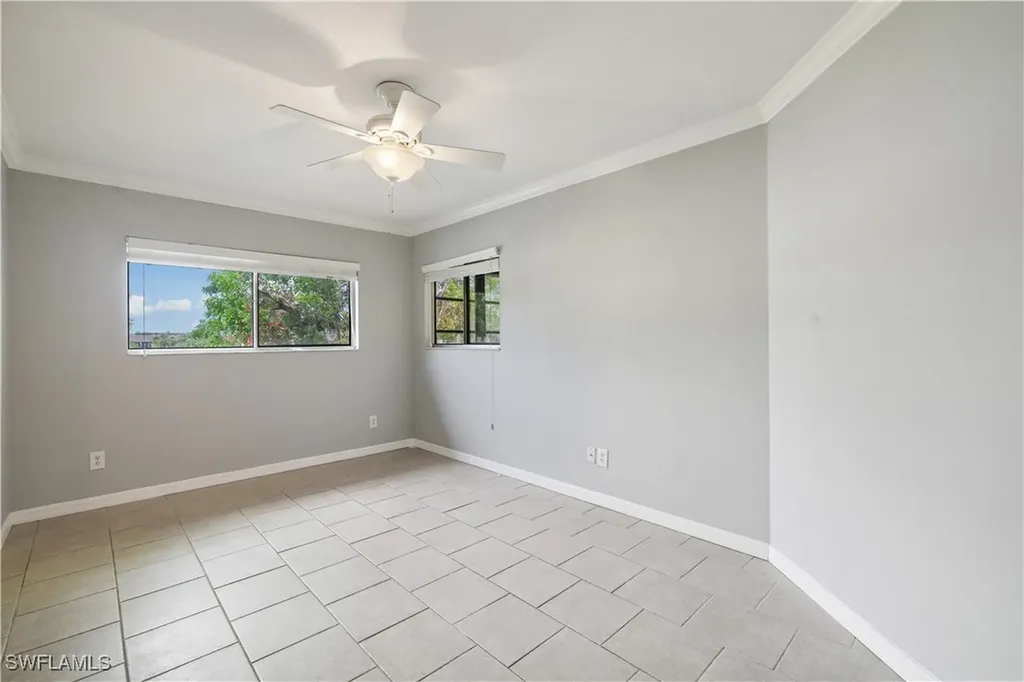 8121 S Woods Circle Fort Myers FL 33919