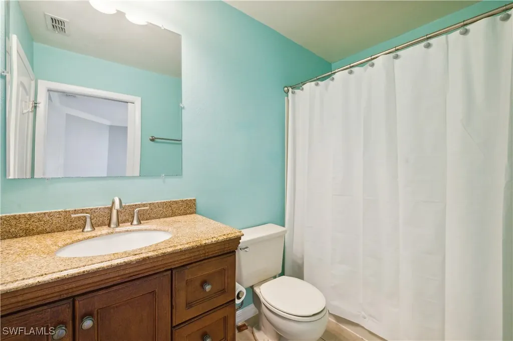 8121 S Woods Circle Fort Myers FL 33919