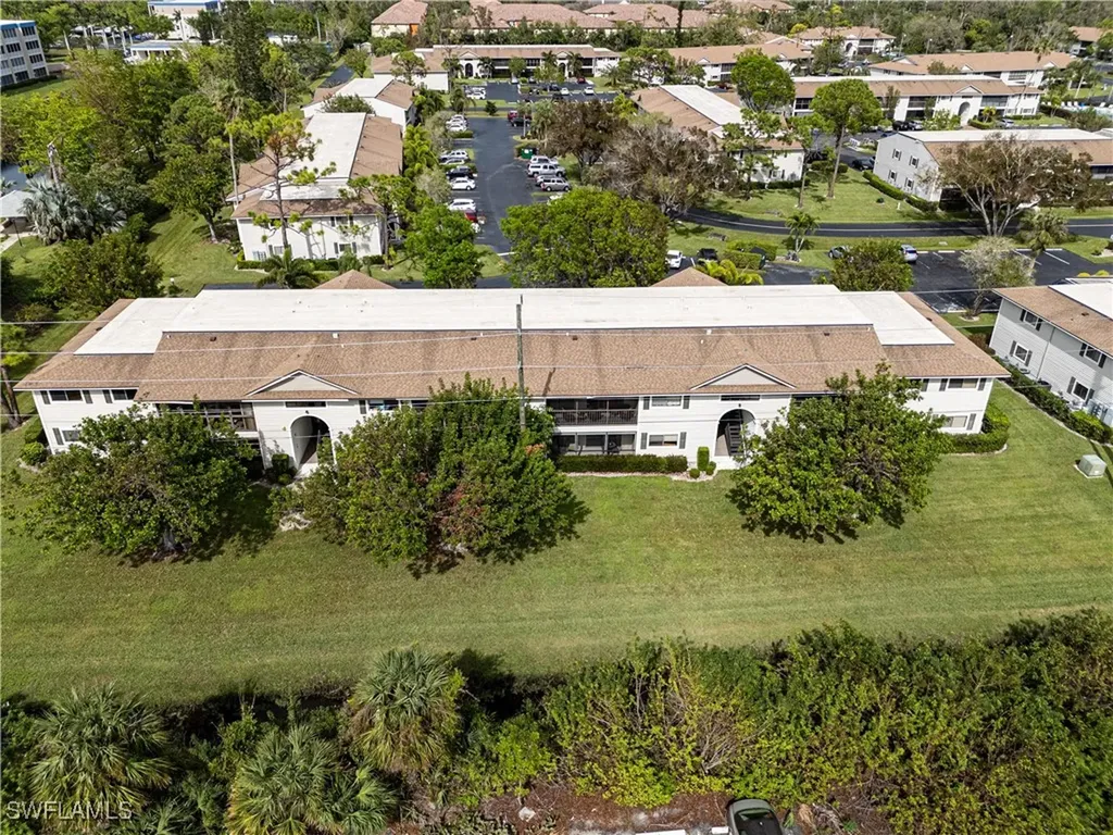8121 S Woods Circle Fort Myers FL 33919