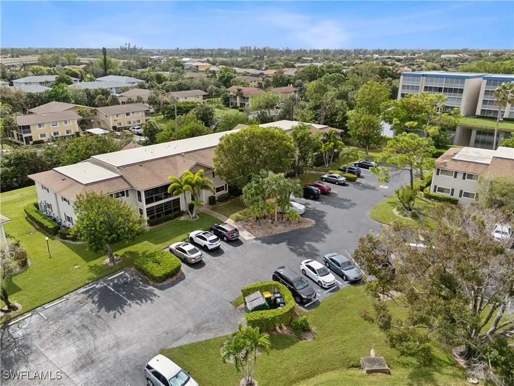 8121 S Woods Circle Fort Myers FL 33919