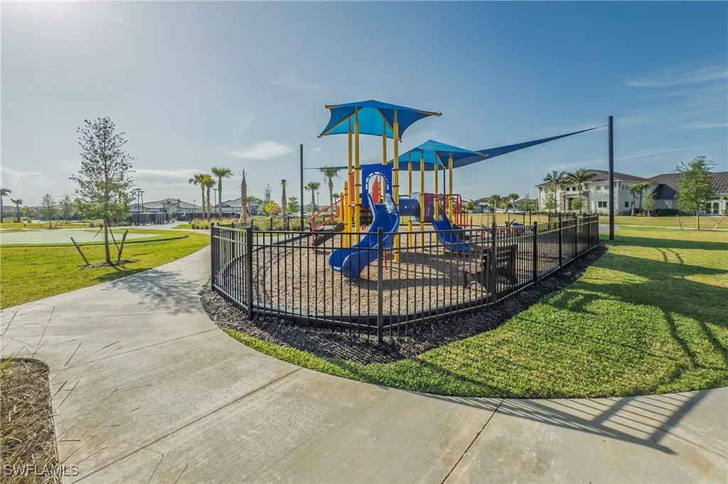 11698 Canopy Loop Fort Myers FL 33913