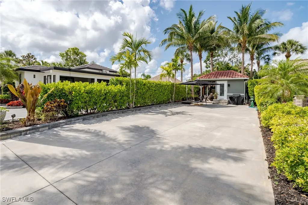 13439 Snook Circle Naples FL 34114