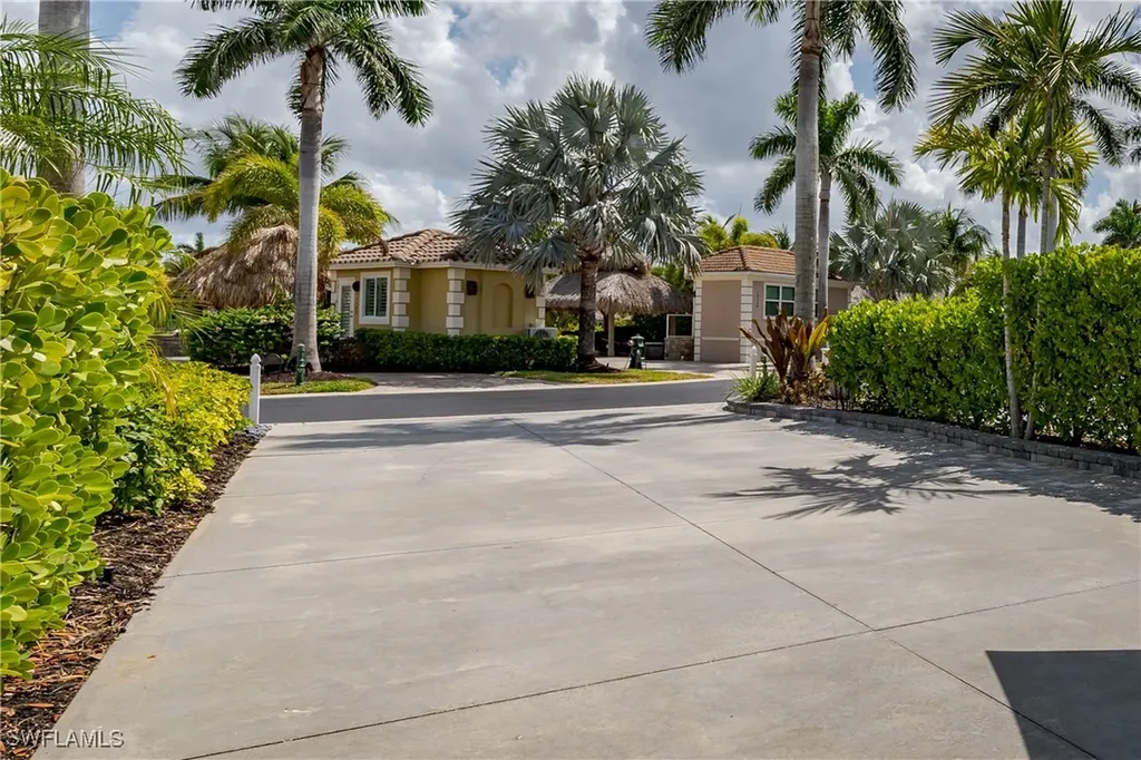 13439 Snook Circle Naples FL 34114