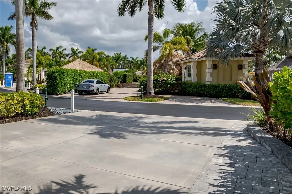 13439 Snook Circle Naples FL 34114