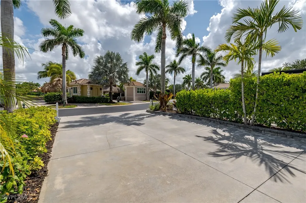 13439 Snook Circle Naples FL 34114
