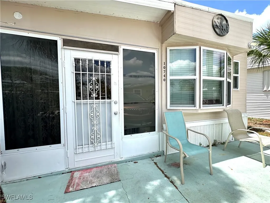10740 Everglades Kite Circle Estero FL 33928