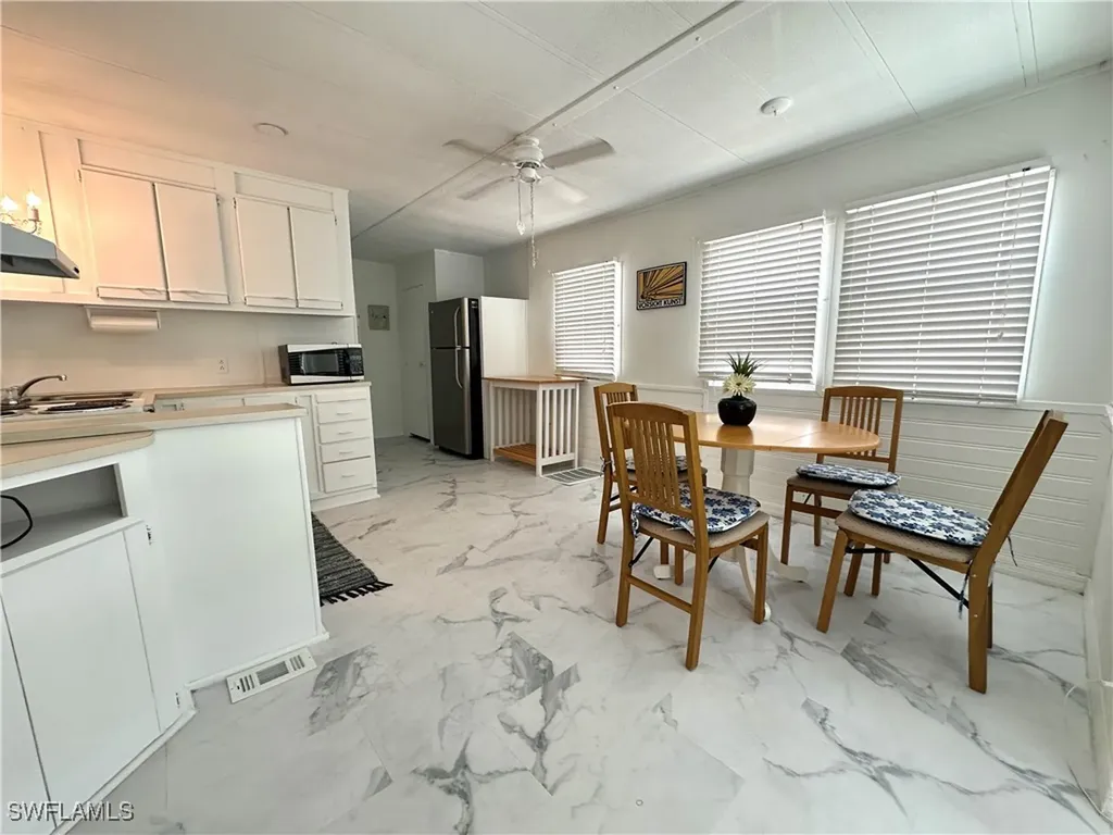 10740 Everglades Kite Circle Estero FL 33928