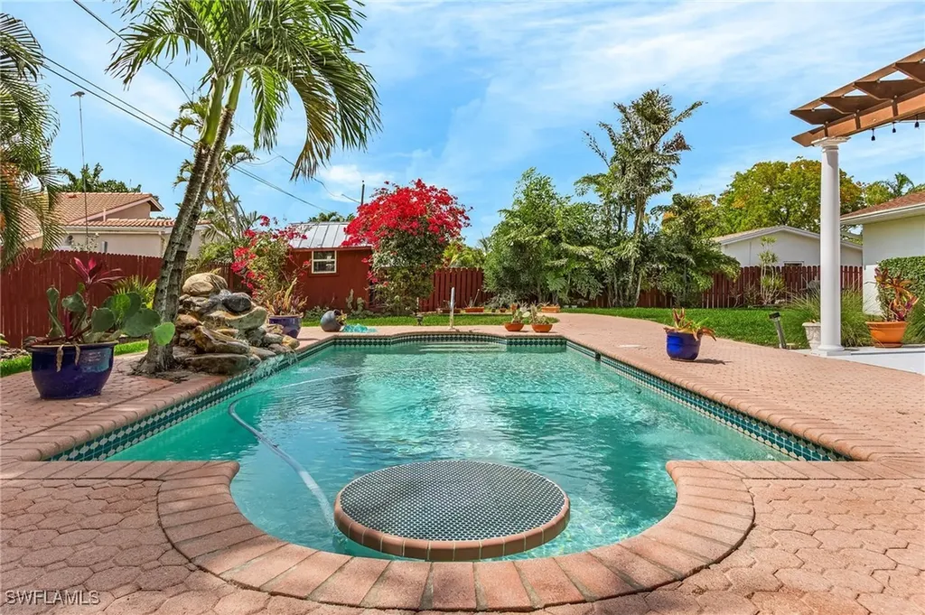 27553 Playa Del Rey Lane Bonita Springs FL 34135