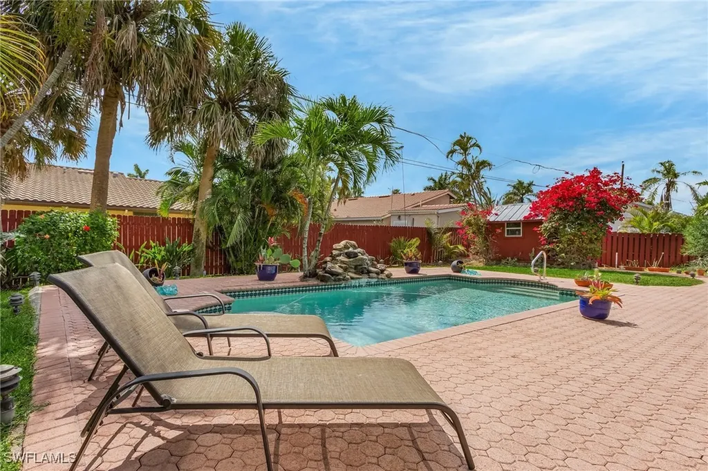 27553 Playa Del Rey Lane Bonita Springs FL 34135