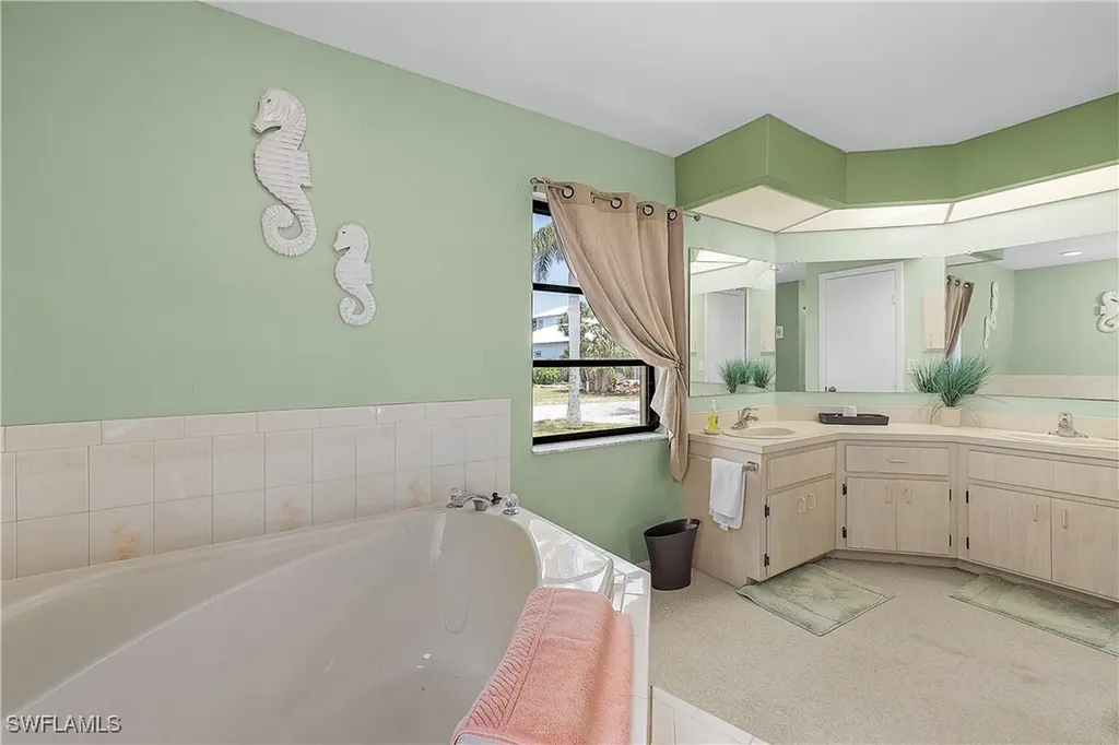 5127 Genesee Parkway Bokeelia FL 33922