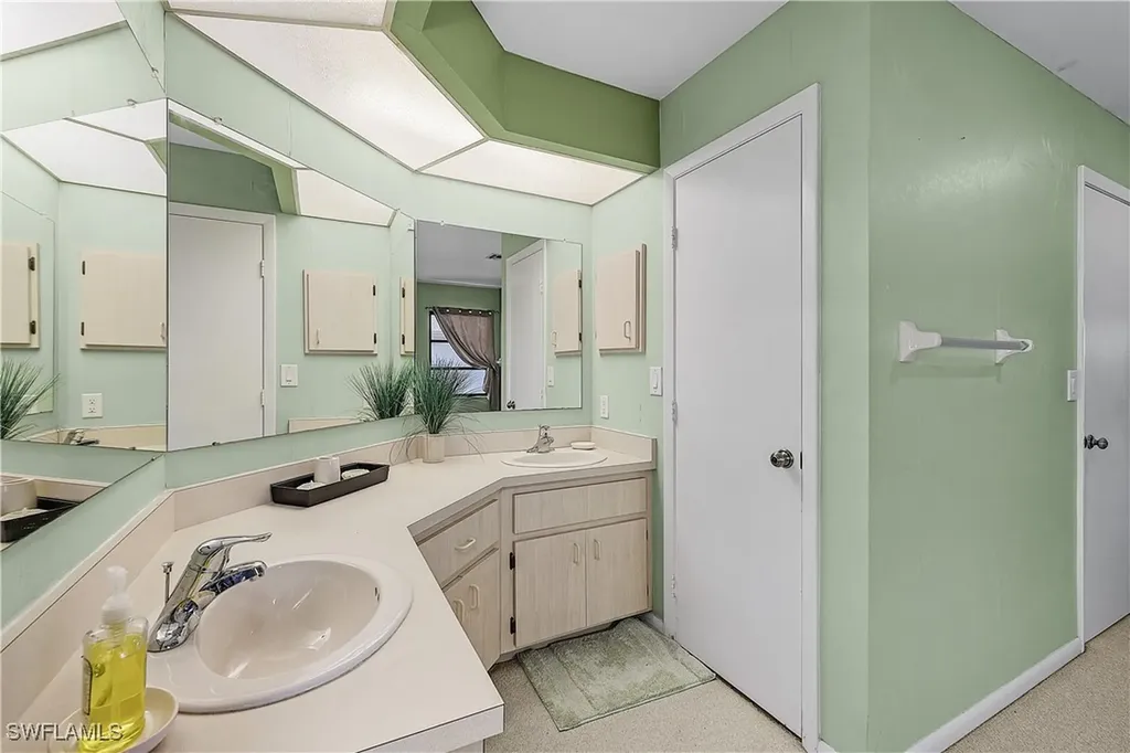 5127 Genesee Parkway Bokeelia FL 33922