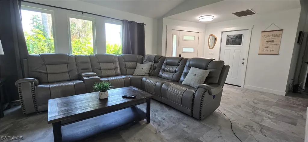 1610 Cornwallis Parkway Cape Coral FL 33904