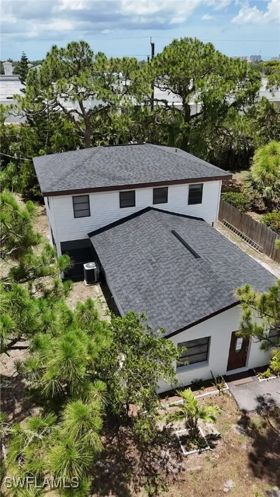 9025 Somerset Lane Bonita Springs FL 34135