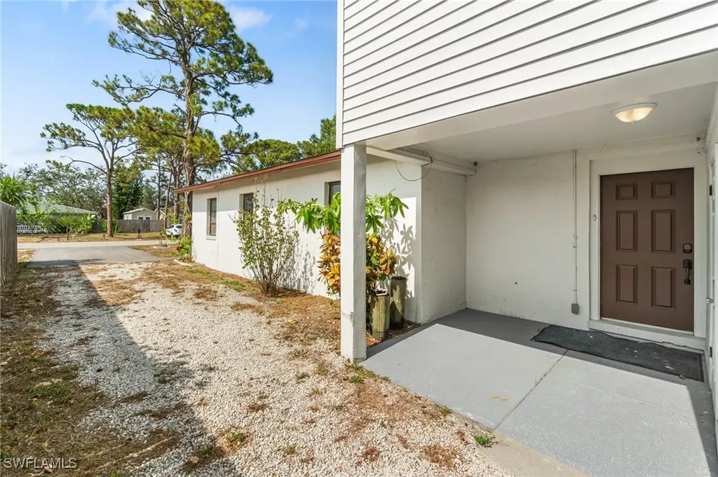 9025 Somerset Lane Bonita Springs FL 34135