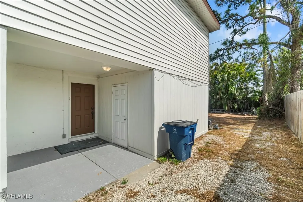 9025 Somerset Lane Bonita Springs FL 34135