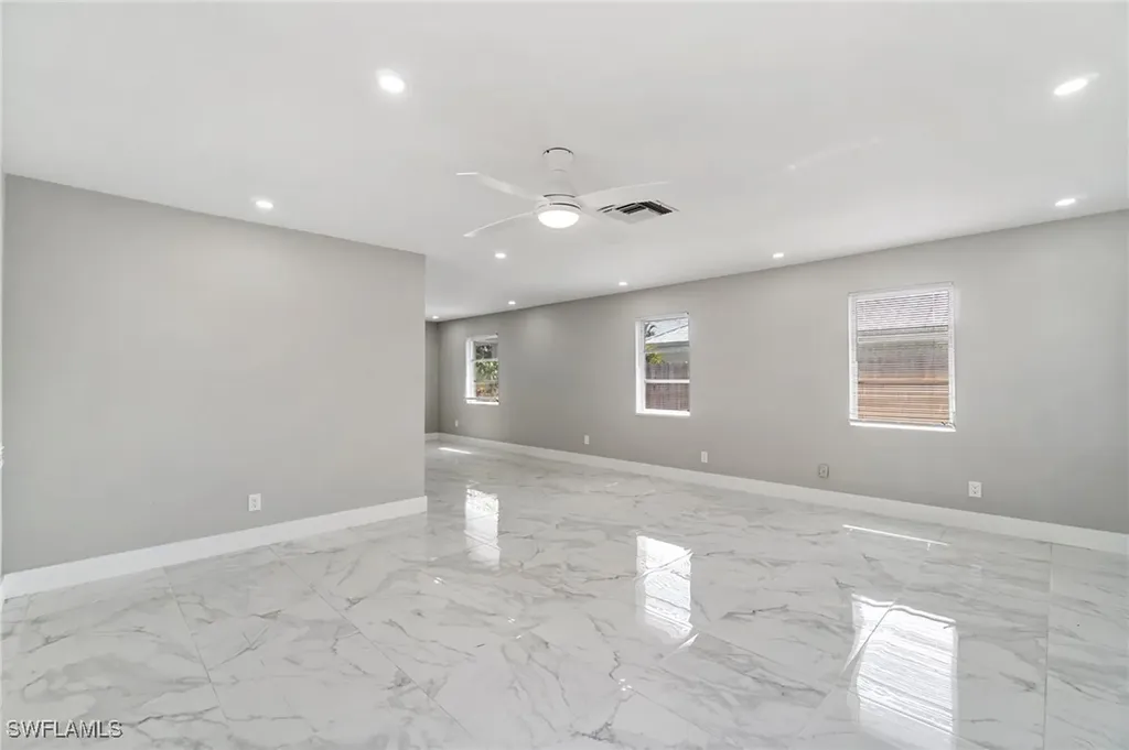 9025 Somerset Lane Bonita Springs FL 34135