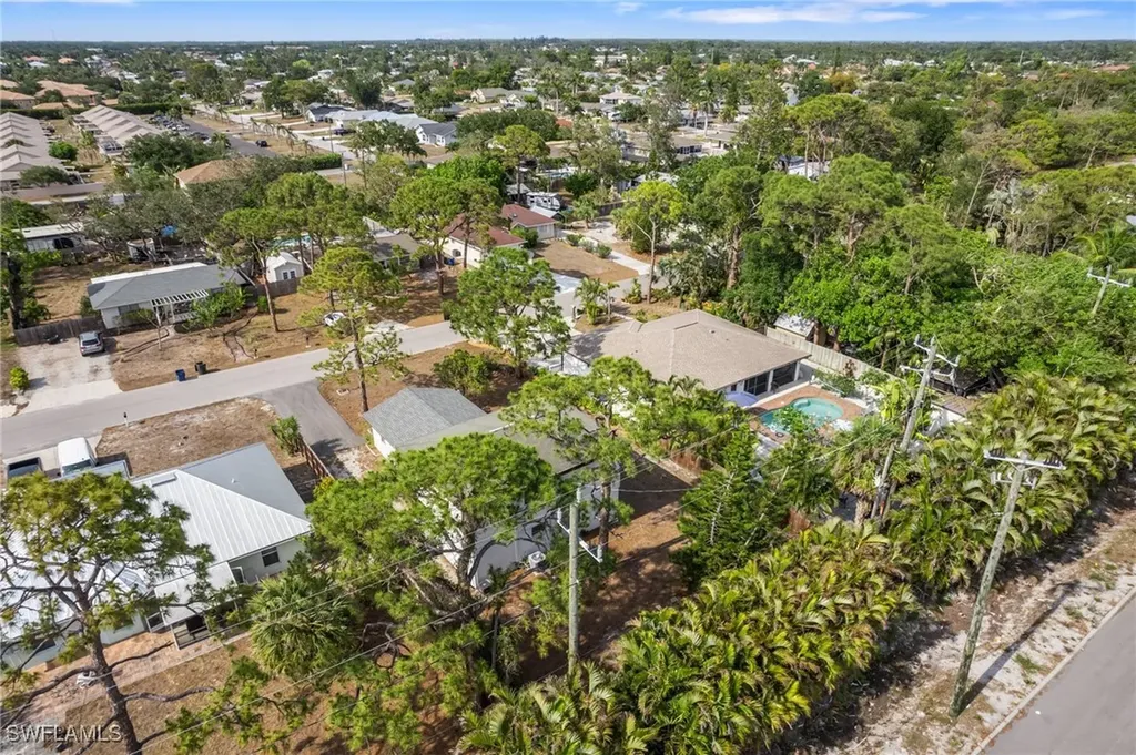 9025 Somerset Lane Bonita Springs FL 34135