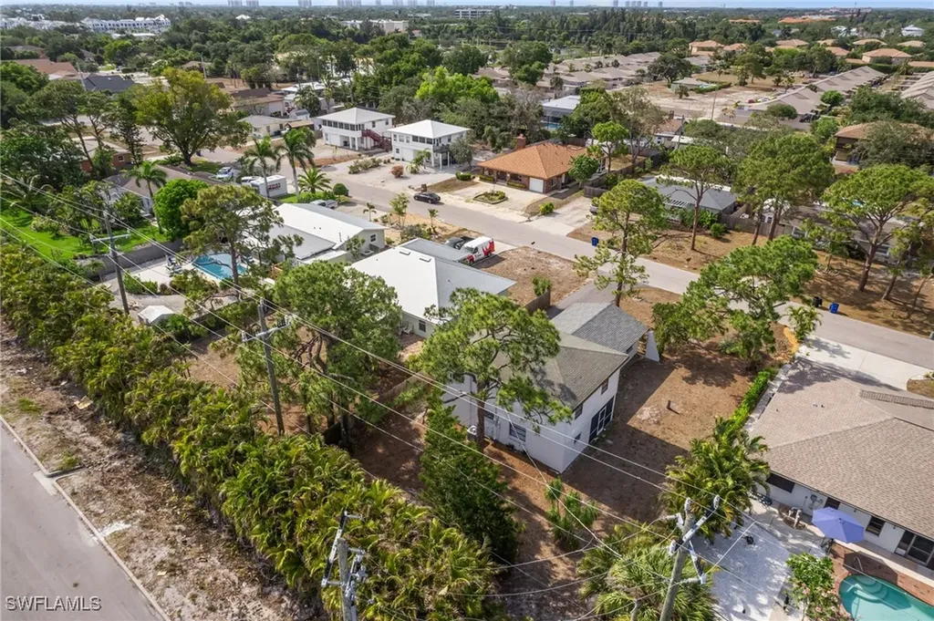 9025 Somerset Lane Bonita Springs FL 34135