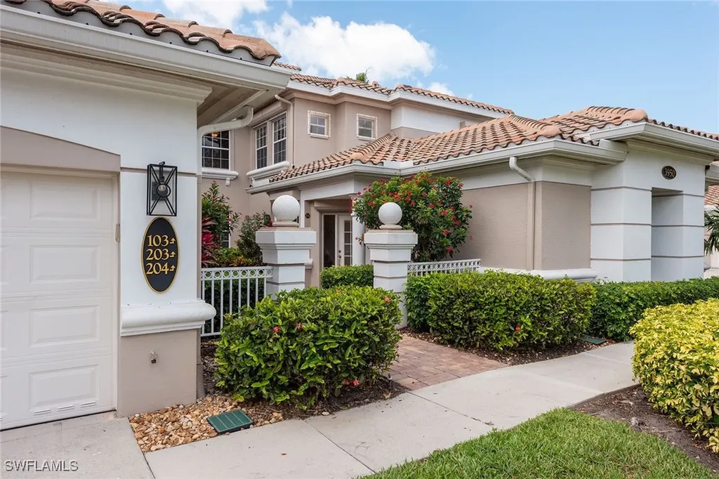 3950 Deer Crossing Court Naples FL 34114