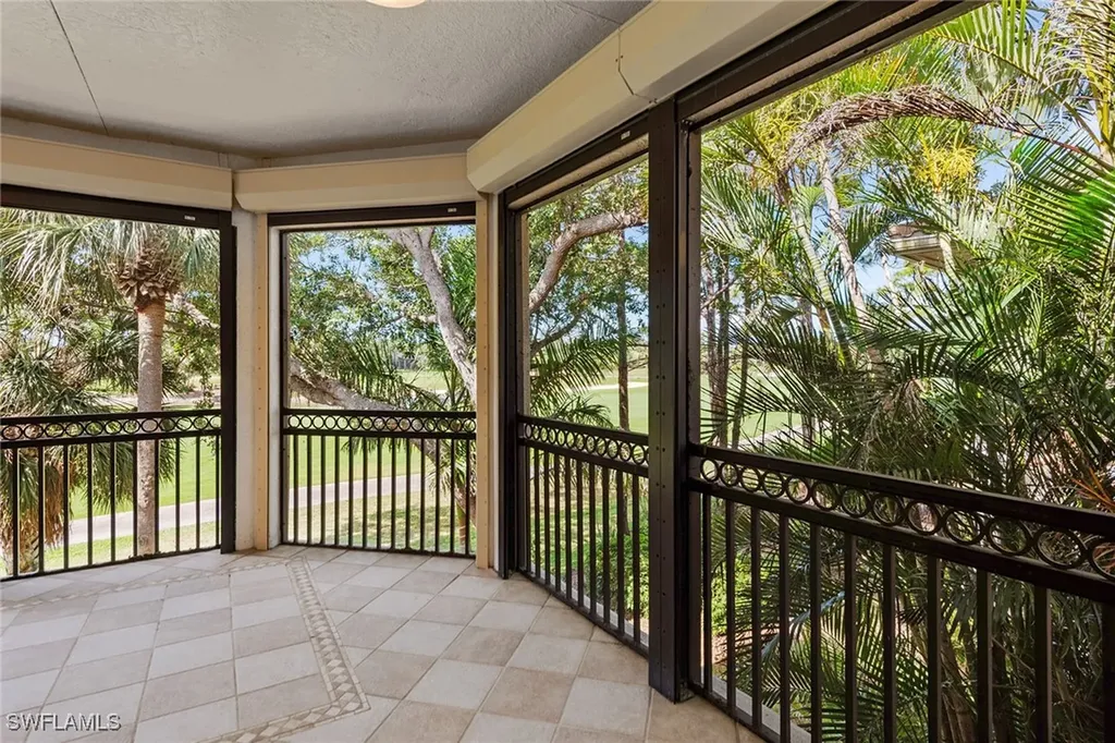 3950 Deer Crossing Court Naples FL 34114