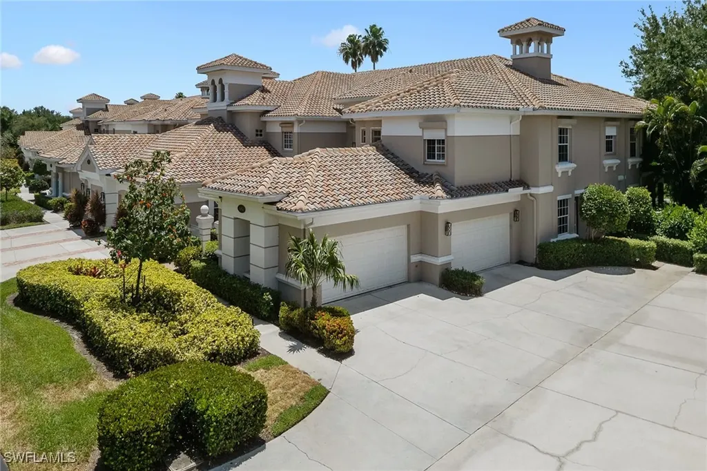 3950 Deer Crossing Court Naples FL 34114