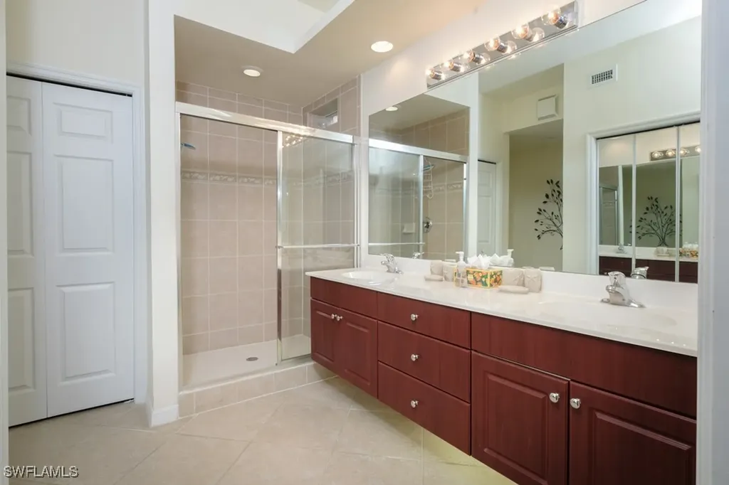 2386 Magnolia Avenue Naples FL 34112