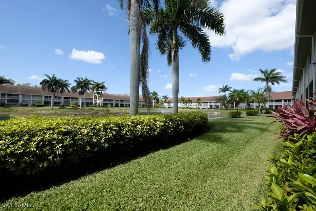 2386 Magnolia Avenue Naples FL 34112