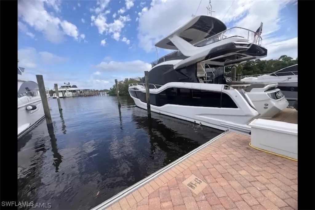 14030 Mcgregor Boulevard Cape Coral FL 33908
