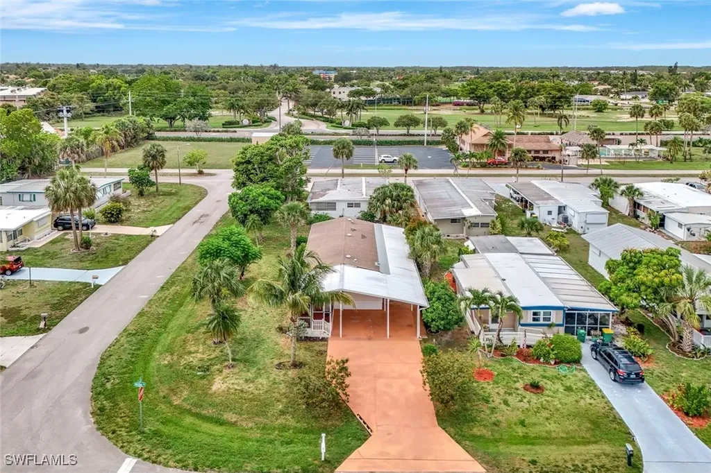 524 Menton Lane Naples FL 34112