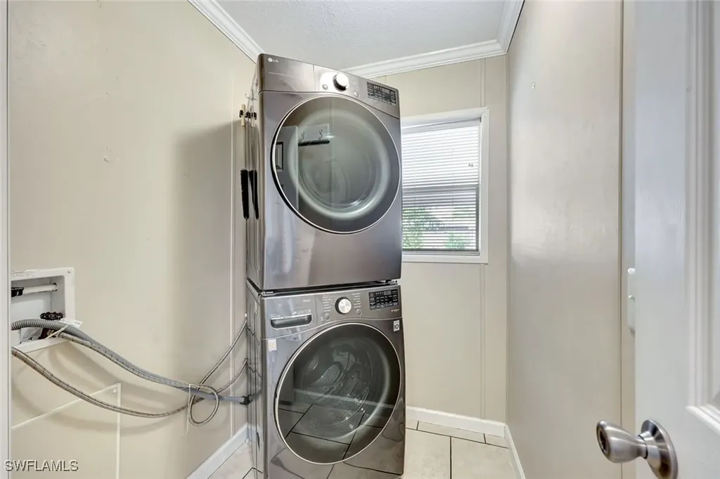 524 Menton Lane Naples FL 34112