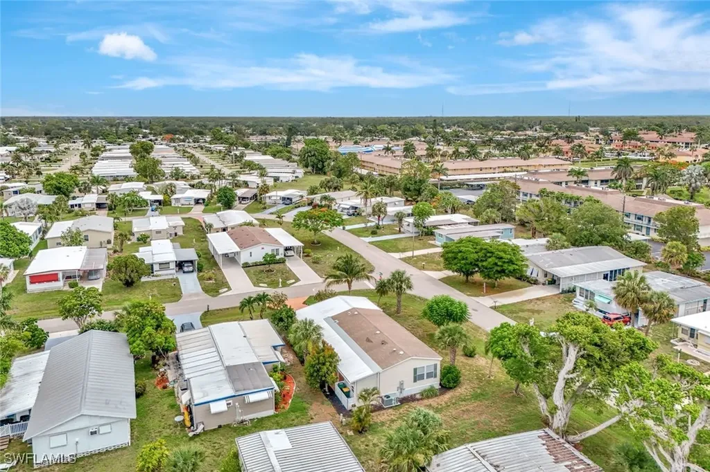 524 Menton Lane Naples FL 34112