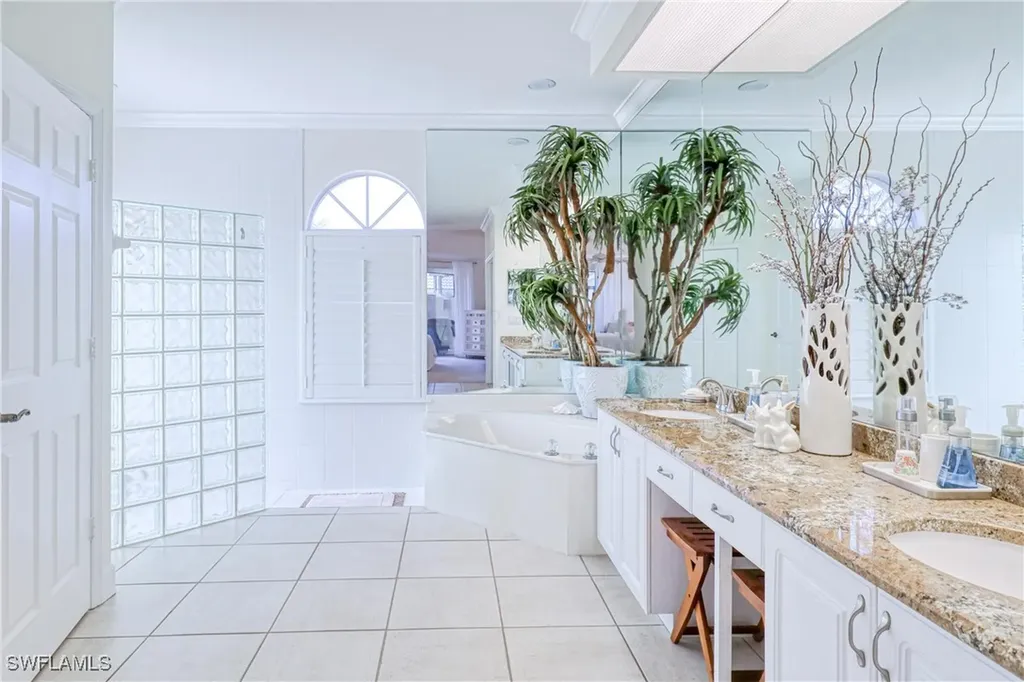 28839 Winthrop Circle Bonita Springs FL 34134