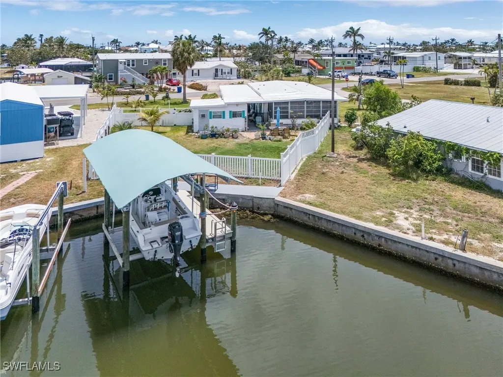 2561 York Road St. James City FL 33956