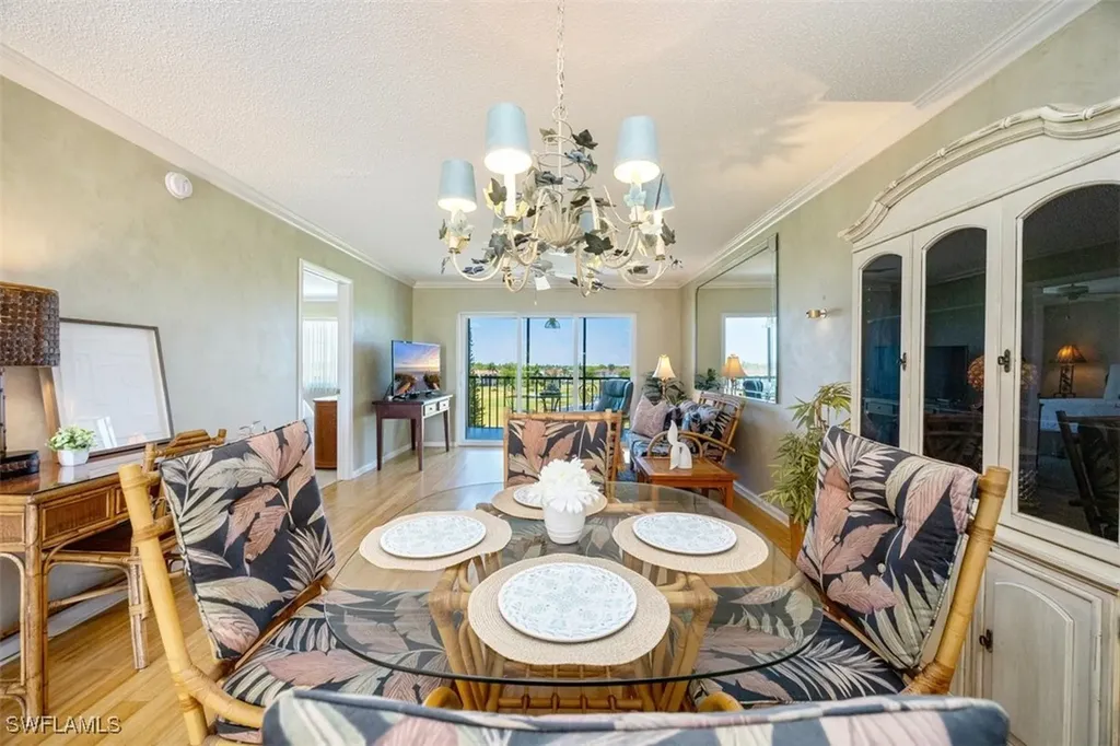 21 High Point Circle E Naples FL 34103