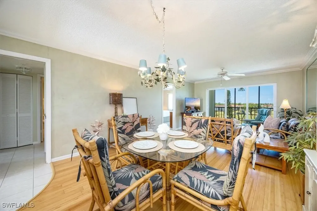 21 High Point Circle E Naples FL 34103