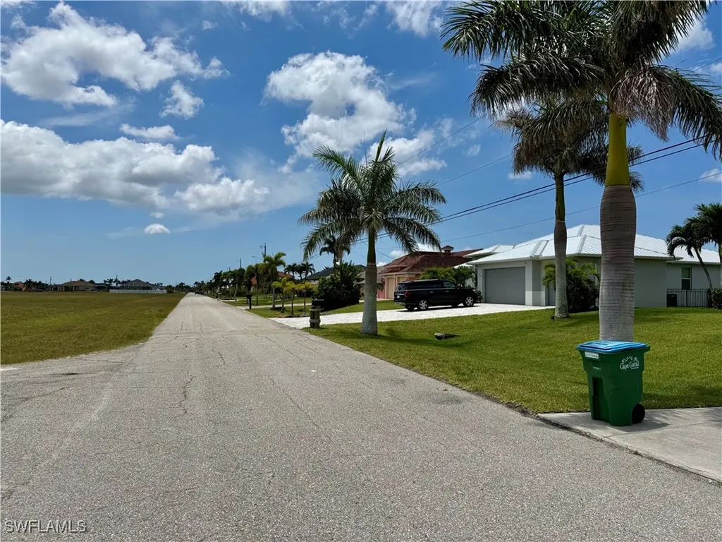 3509 NW 7th Terrace Cape Coral FL 33993