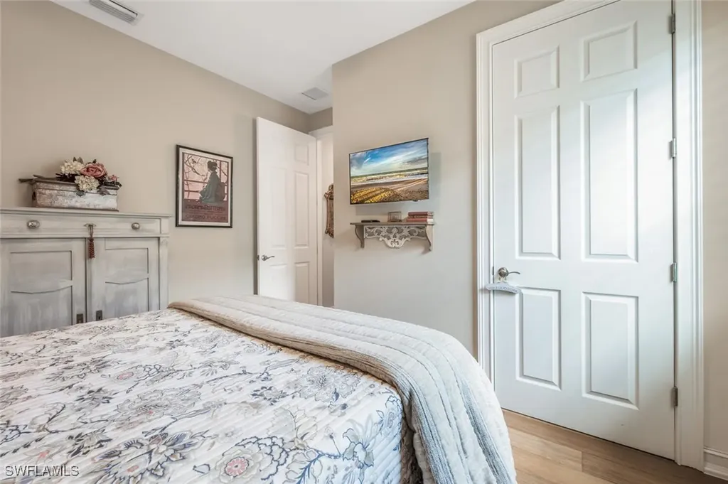 28268 Seasons Tide Avenue Bonita Springs FL 34135