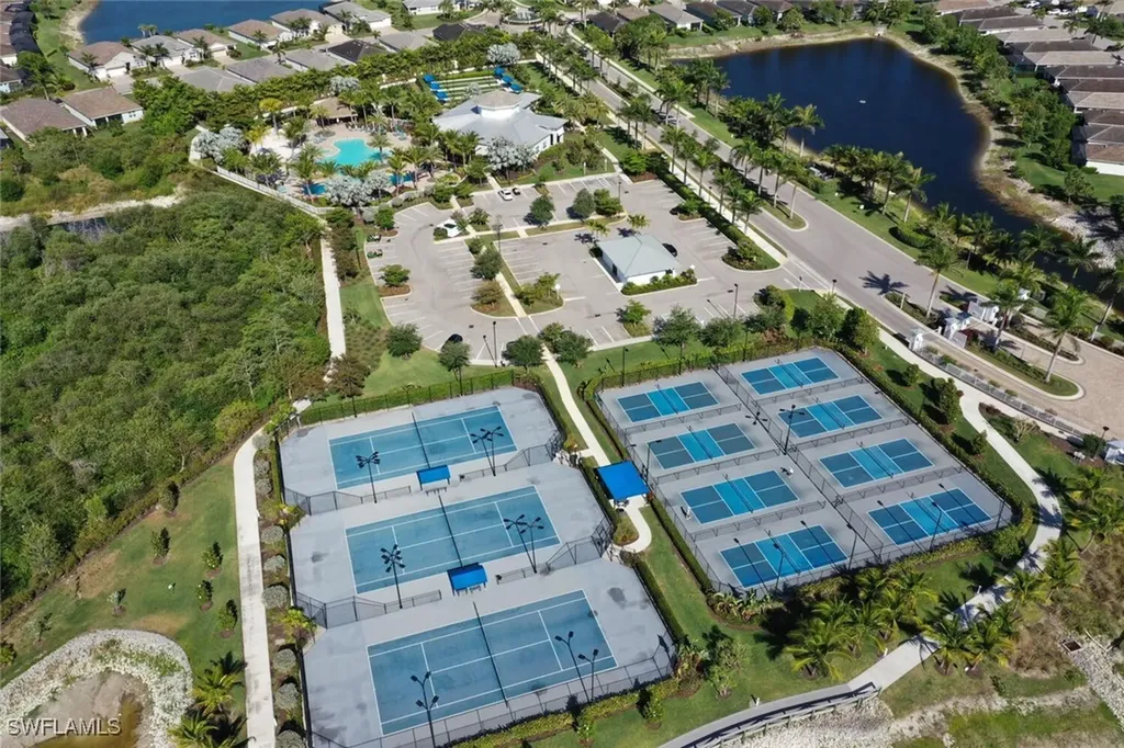 28268 Seasons Tide Avenue Bonita Springs FL 34135