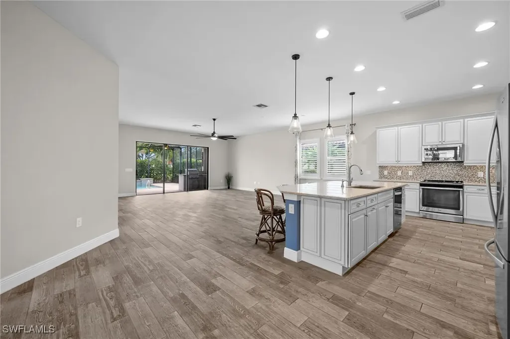 10626 Essex Square Boulevard Fort Myers FL 33913