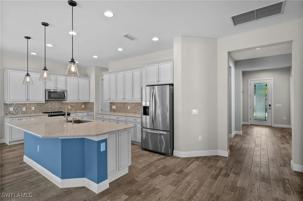 10626 Essex Square Boulevard Fort Myers FL 33913