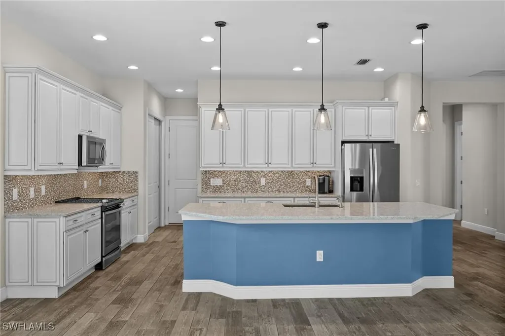 10626 Essex Square Boulevard Fort Myers FL 33913