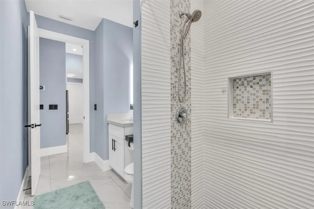 623 SE 1st Terrace Cape Coral FL 33990