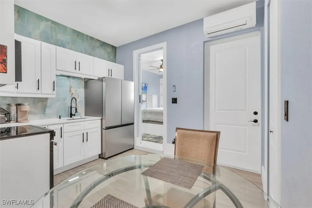 623 SE 1st Terrace Cape Coral FL 33990