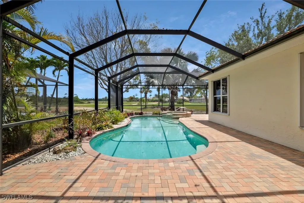 4923 Cerromar Drive Naples FL 34112